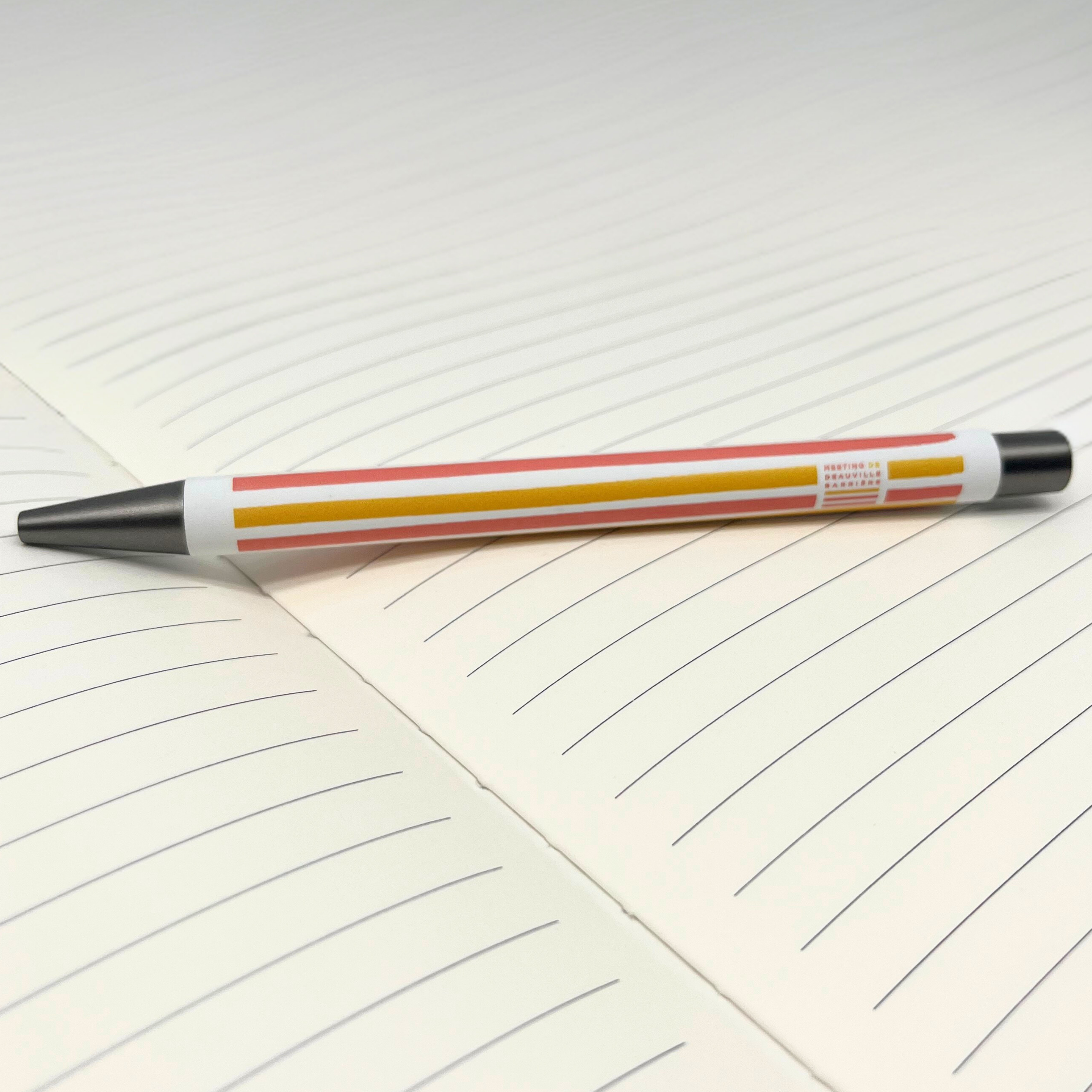 ミーティング ドーヴィル バリエール ベージュ ストライプ ペン