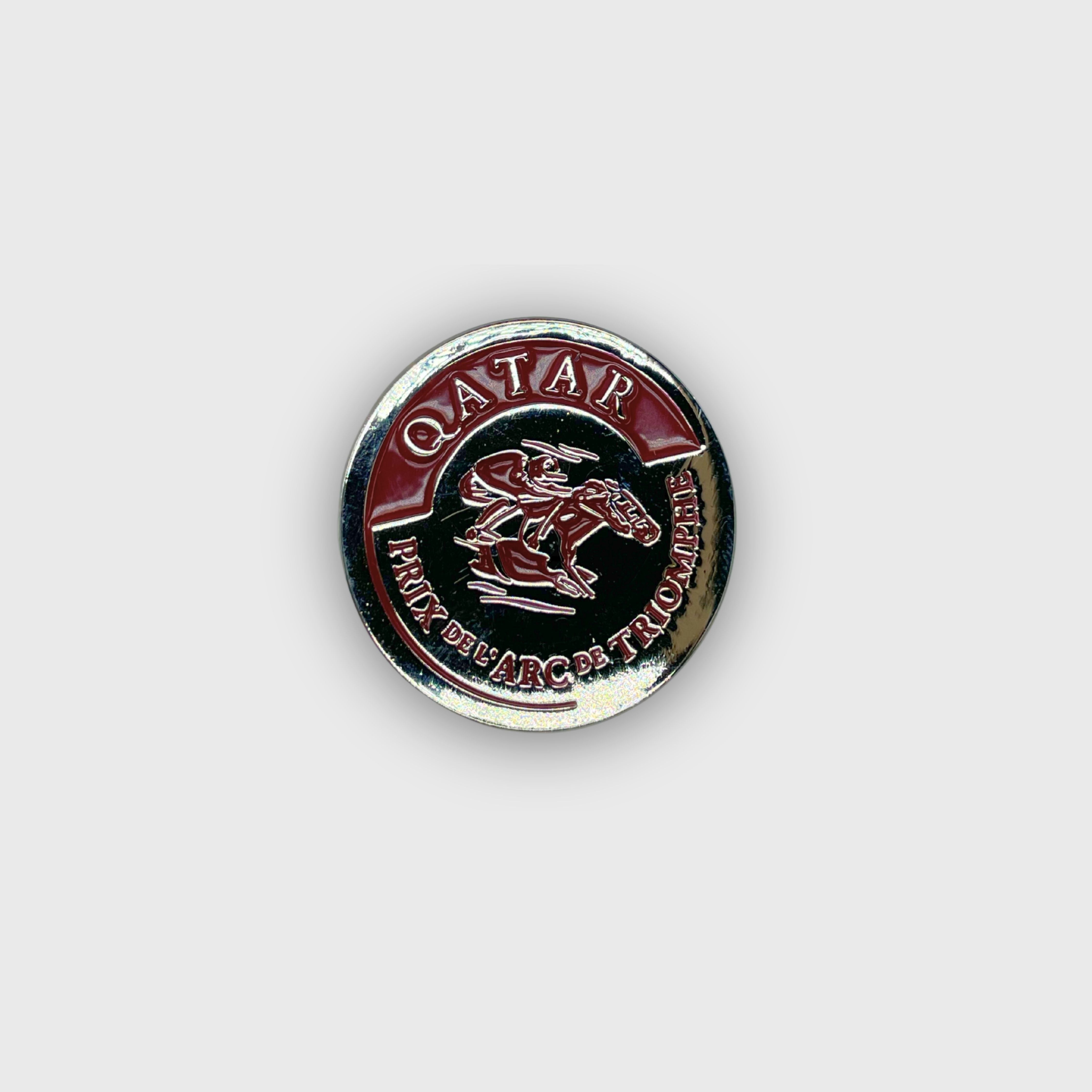 Pin's Emaillé Qatar Prix de l'Arc de Triomphe Logo Bordeaux