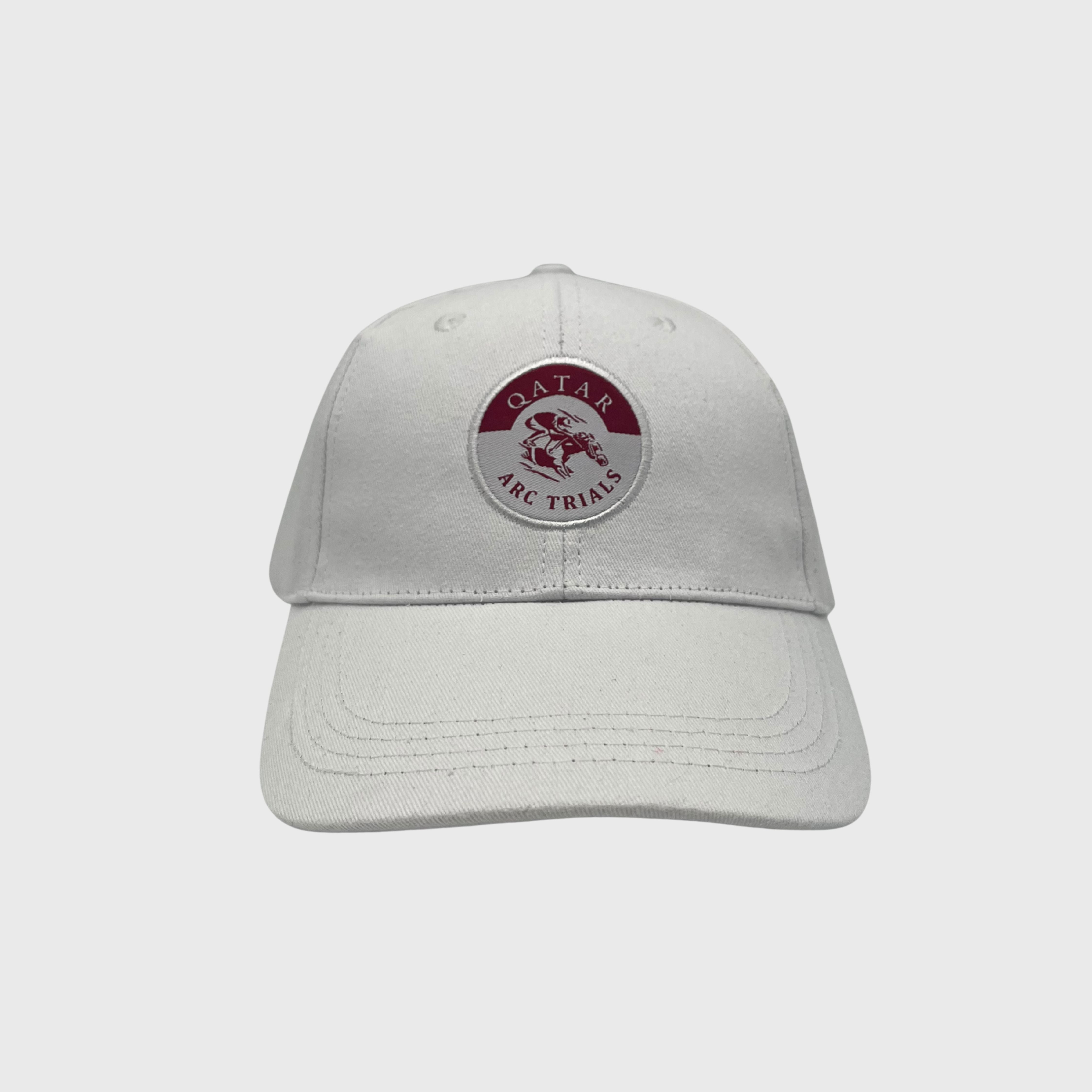 Casquette Qatar Arc Trials Logo Blanche