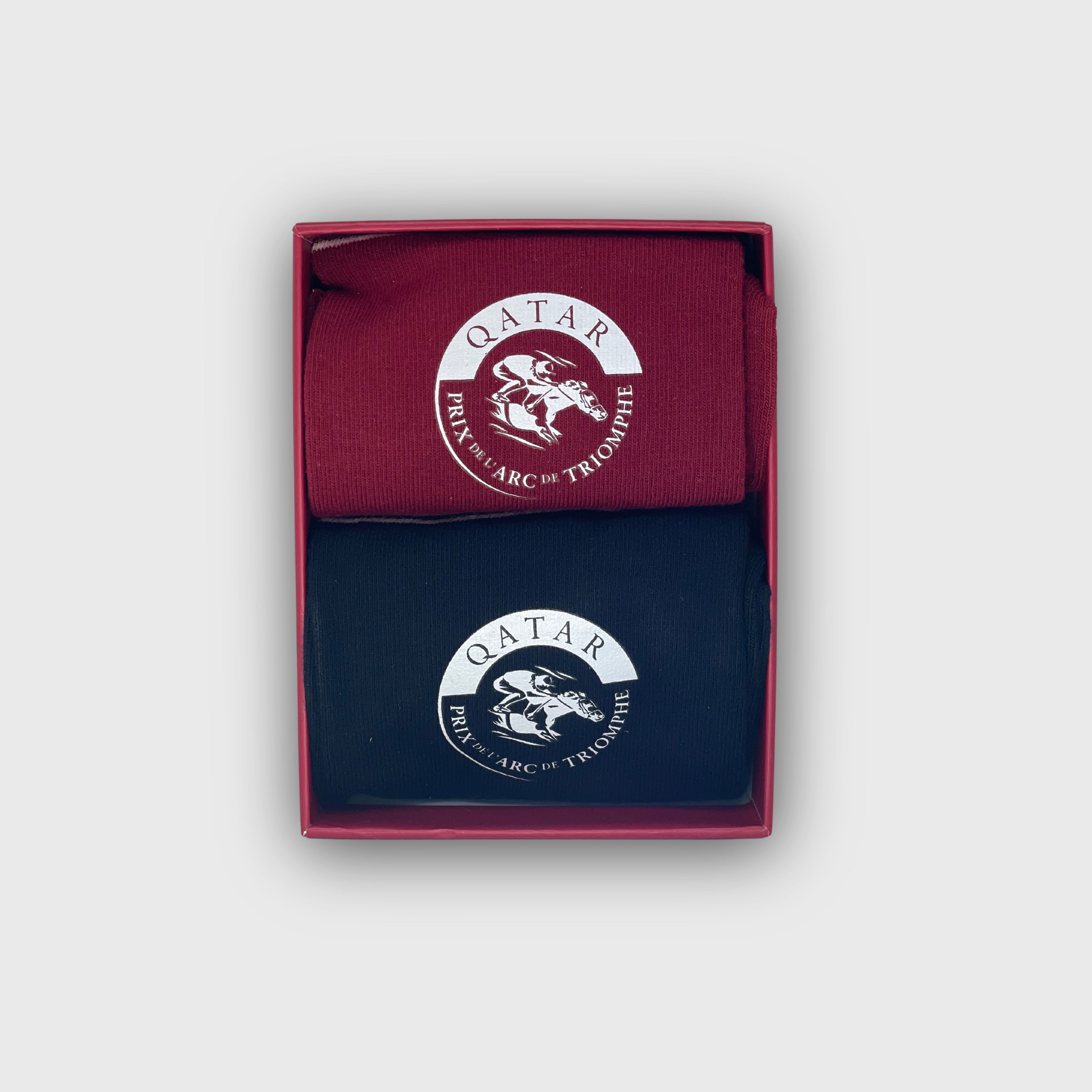 Chaussettes Qatar Prix de l'Arc de Triomphe Motif Logo Bandes Bleu Marine/ Bordeaux