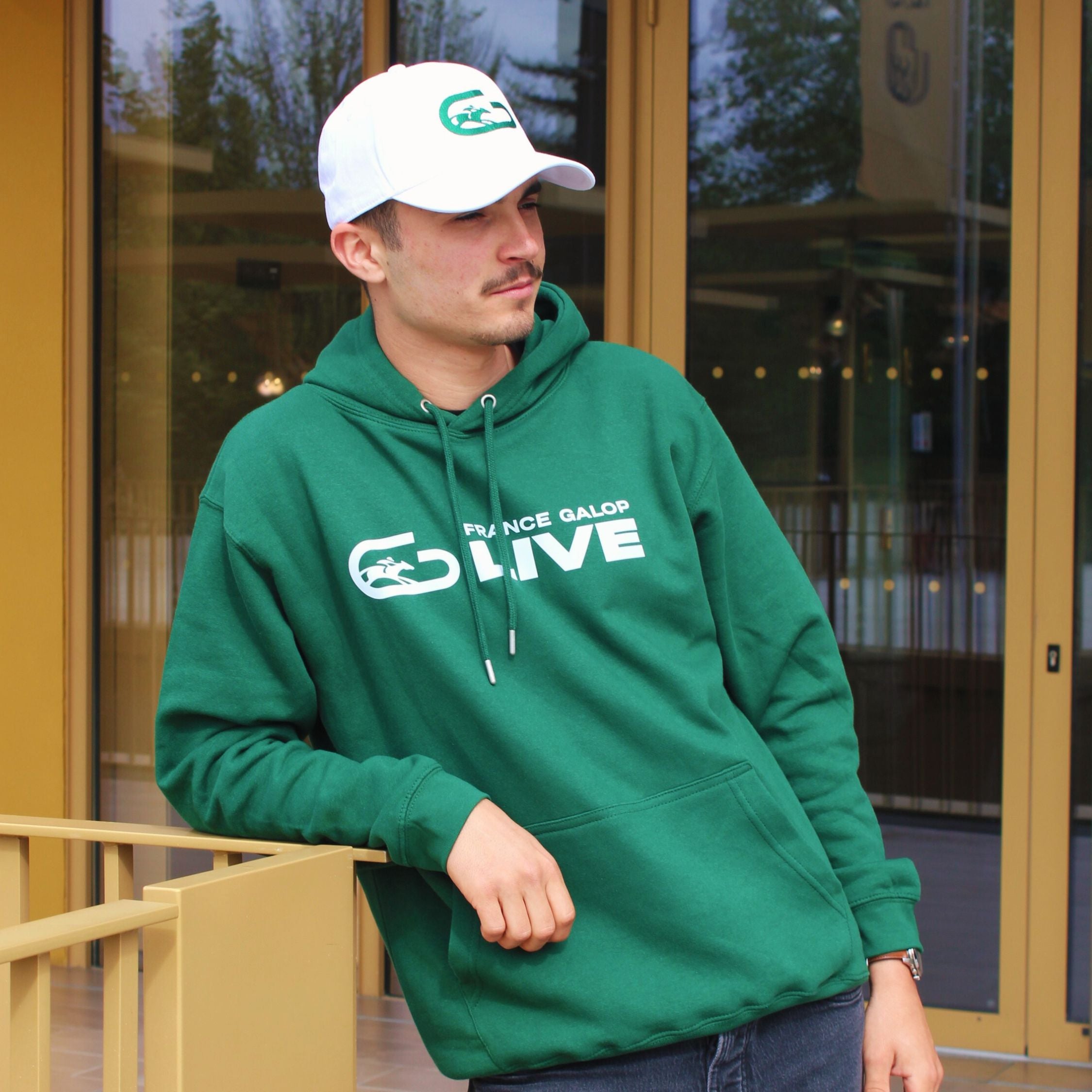 France Galop Live White Cap