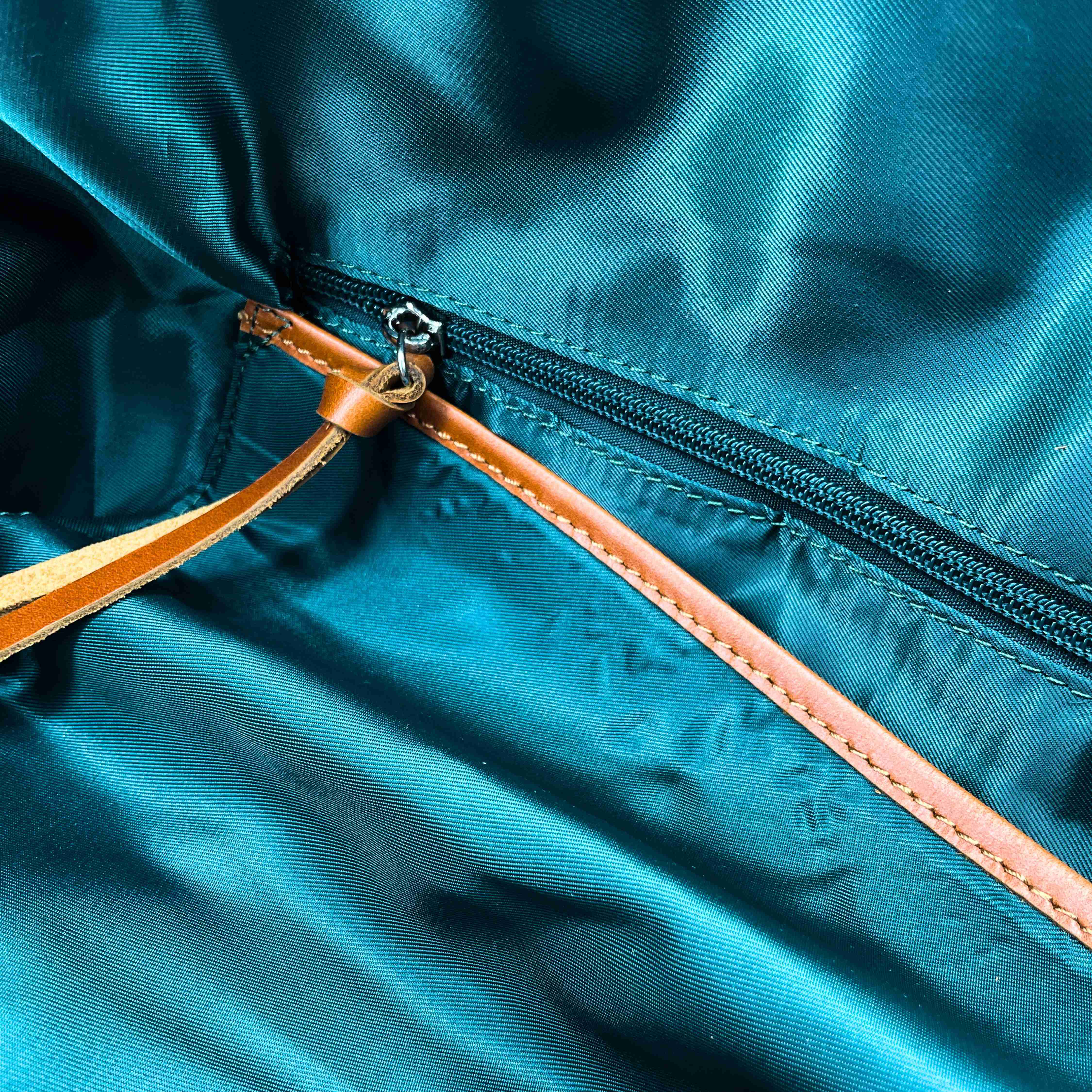 France Galop Live Leather Travel Bag