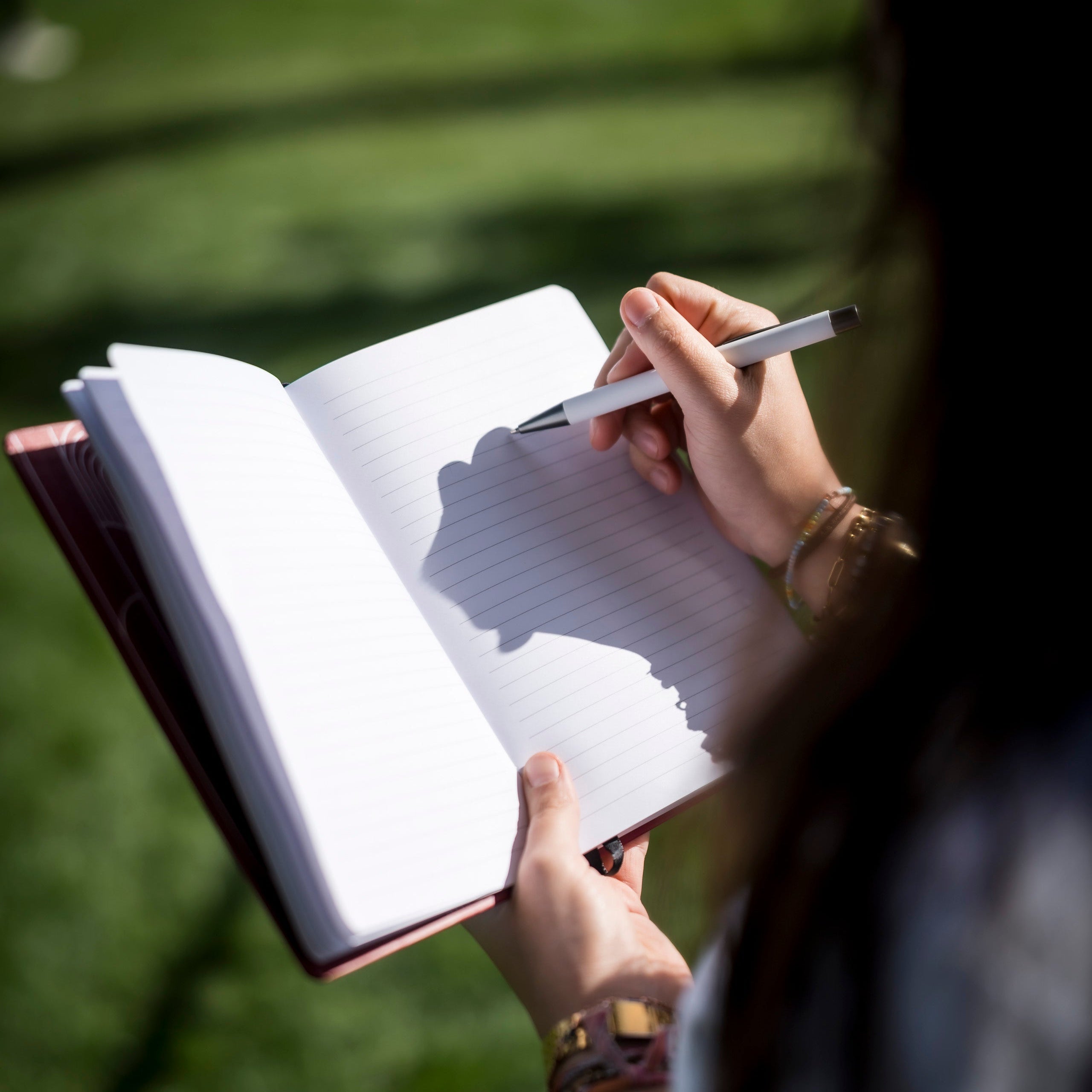Stylo Qatar Prix de l'Arc de Triomphe Logo Blanc