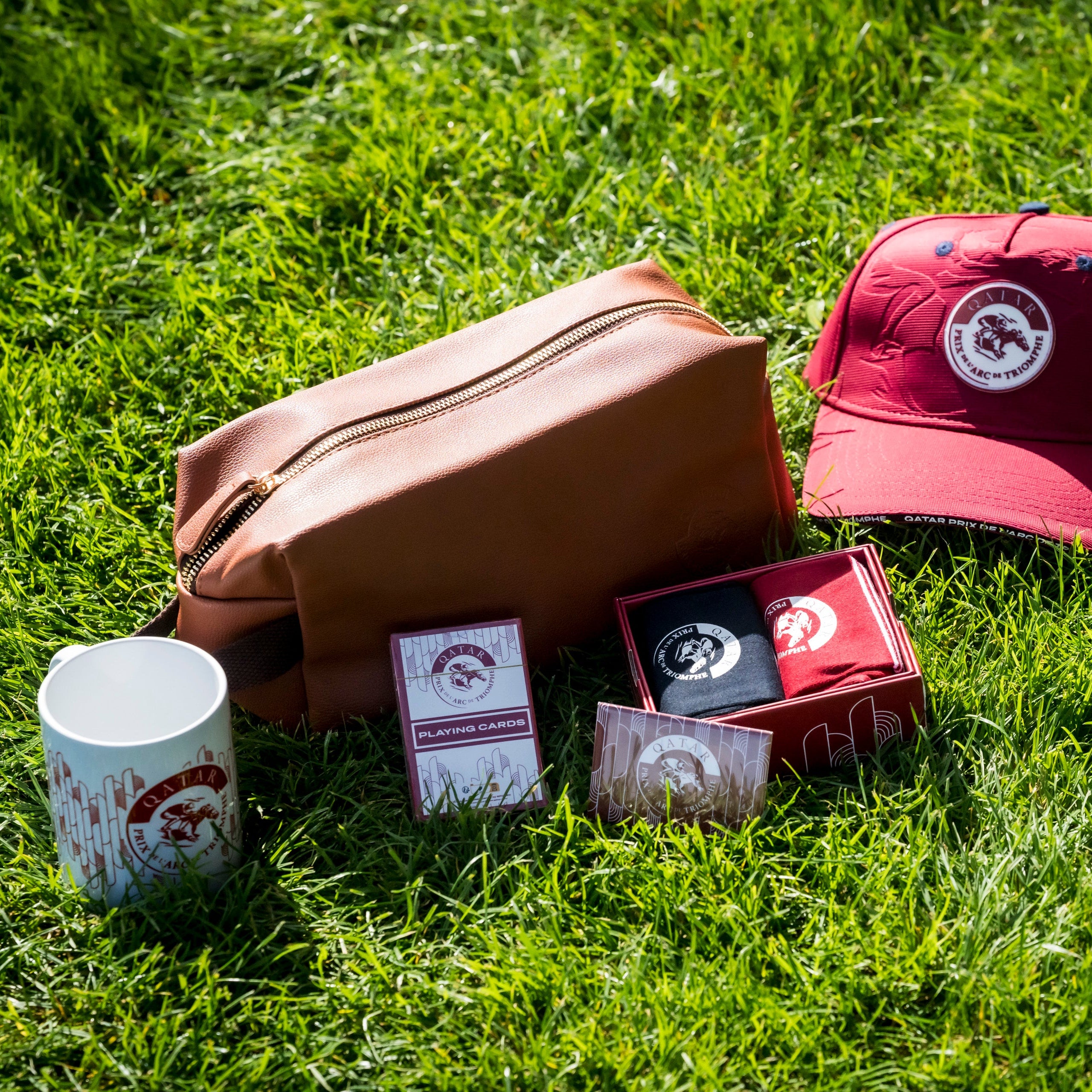 Trousse de Toilette Qatar Prix Arc de Triomphe Cuir Marron